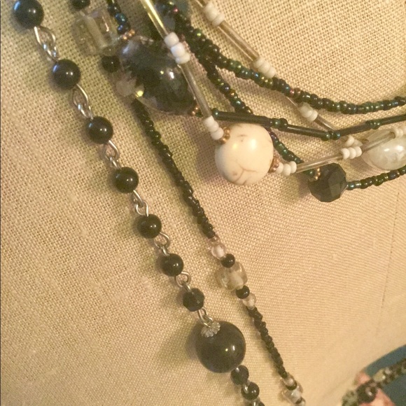 Necklace bundle - Picture 2 of 3